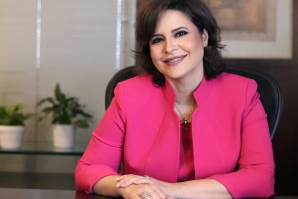 Estefânia Viveiros Advogada Brasília Guia da Justiça