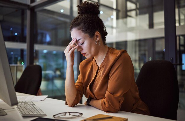 burnout-advogada-advocacia-programa-prevencao-oab burnout-advogada-advocacia-programa-prevencao-oab