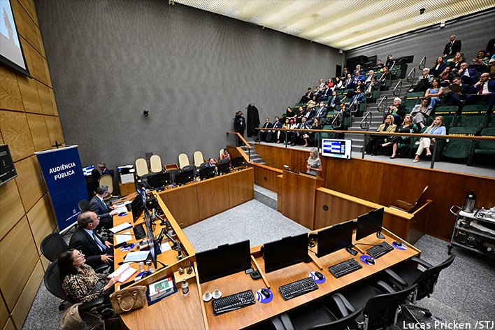 A audiência pública foi conduzida pelo ministro Ricardo Villas Bôas Cueva, relator do Tema 1.316.