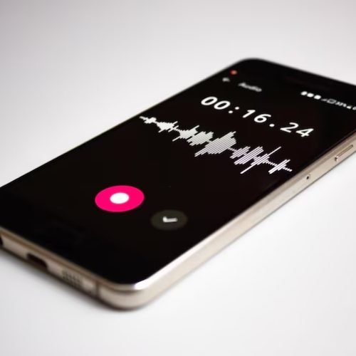 TST: Áudio de conversa com RH não serve como prova nova para reverter justa causa já julgada