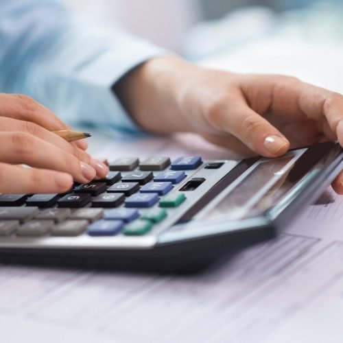 Repetitivo do STJ estabelece que PIS e Cofins integram base de cálculo do ICMS quando esta é o valor da operação